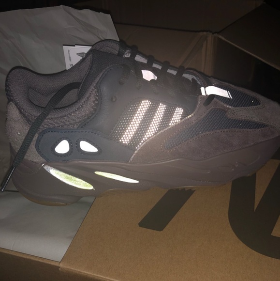 Yeezy - Picture 2 of 2